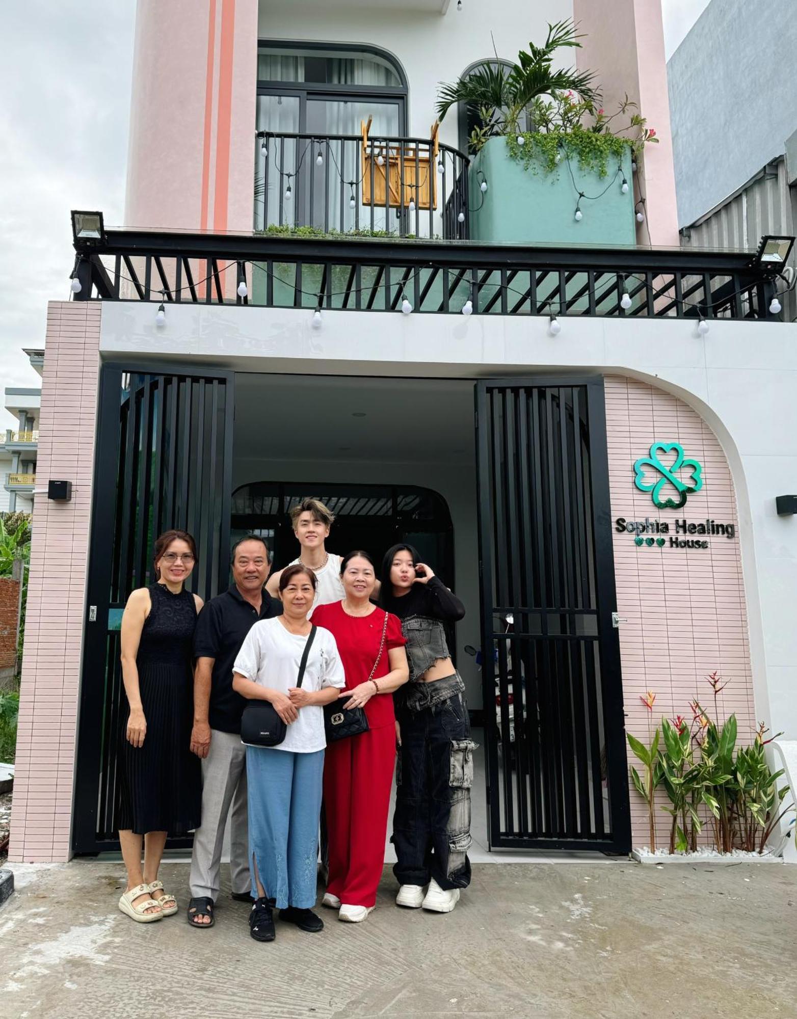 Sophia Healing House 芹苴 外观 照片